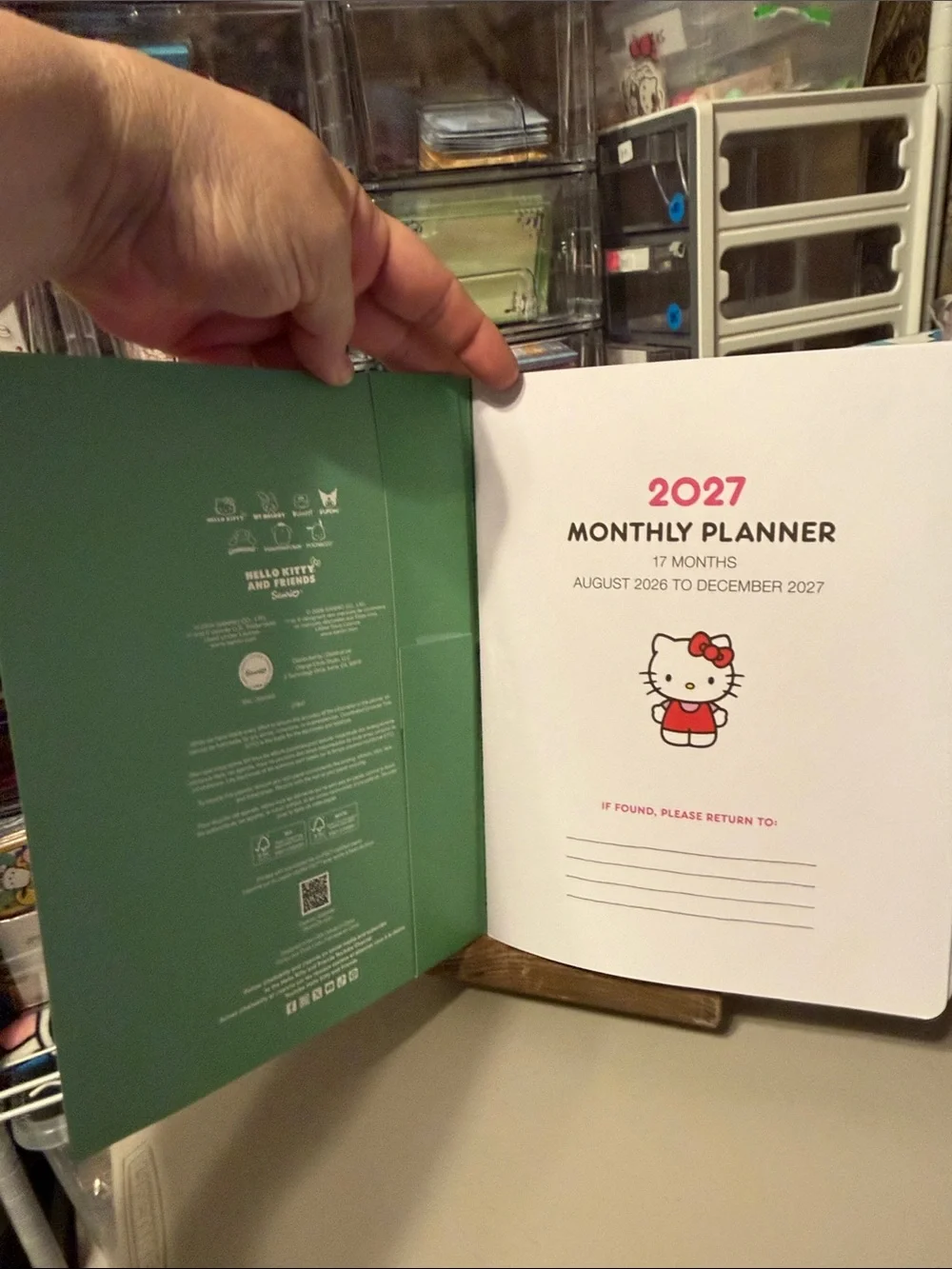 NB-2487 Sanrio Hello Kitty 2027 17-Month Planner Flex Cover 7.5x10